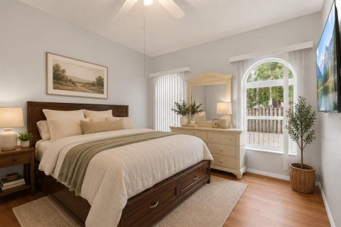 House in Tampa, Florida 4 bedrooms, 189.89 sq.m. № 2205113 - photo 17