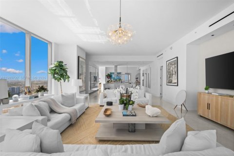 Condo in Sunny Isles Beach, Florida, 4 bedrooms № 2248032 - photo 6