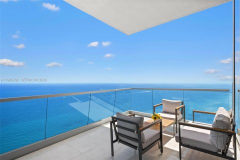 Condo in Sunny Isles Beach, Florida, 4 bedrooms № 2248032 - photo 4