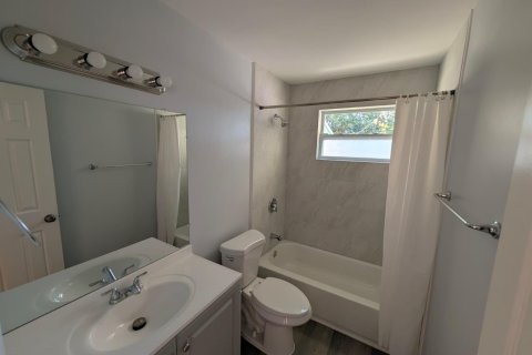 Adosado en alquiler en Lake Worth, Florida, 2 dormitorios, 79.71 m2 № 2088238 - foto 5
