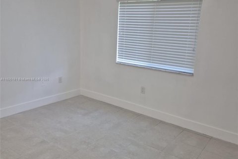 Copropriété à louer à Homestead, Floride: 3 chambres, 102.1 m2 № 1807032 - photo 12