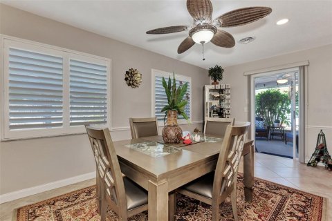 House in Englewood, Florida 2 bedrooms, 134.89 sq.m. № 1575287 - photo 28