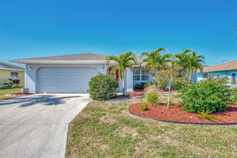 House in Englewood, Florida 2 bedrooms, 134.89 sq.m. № 1575287 - photo 8