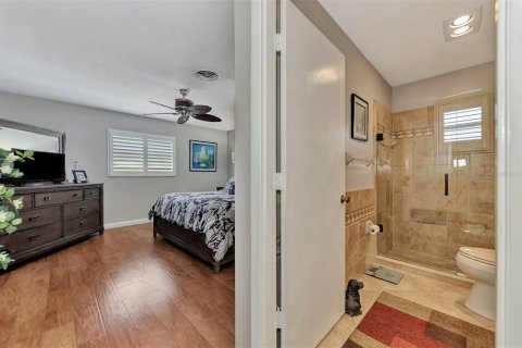House in Englewood, Florida 2 bedrooms, 134.89 sq.m. № 1575287 - photo 30