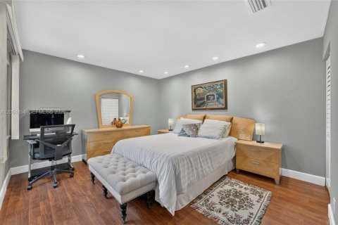 Townhouse in Pembroke Pines, Florida 4 bedrooms, 204.94 sq.m. № 2176463 - photo 20