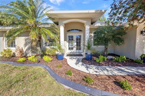 Casa en venta en North Port, Florida, 3 dormitorios, 172.15 m2 № 1589798 - foto 2