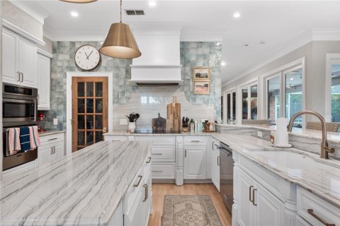 Casa en venta en Lakeland, Florida, 5 dormitorios, 432.83 m2 № 2230150 - foto 8