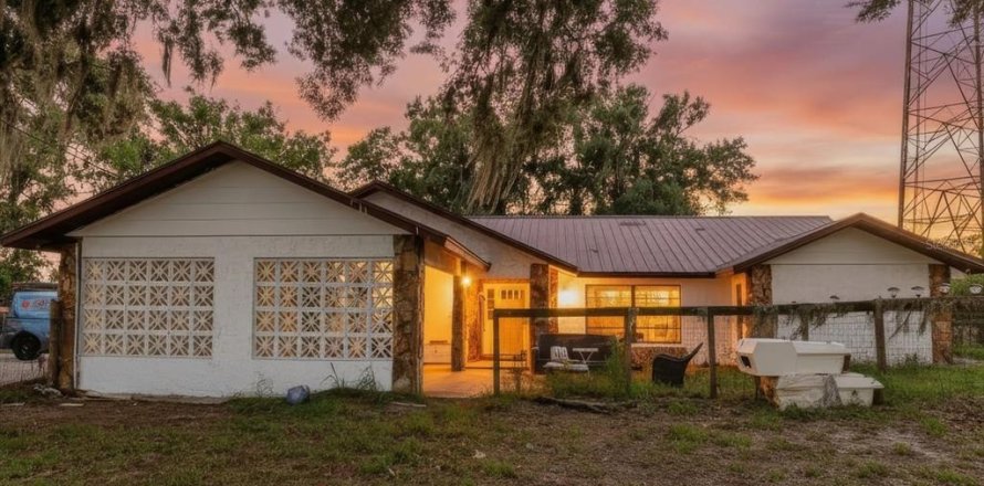 Villa ou maison à Wimauma, Floride 4 chambres, 225.75 m2 № 2196796