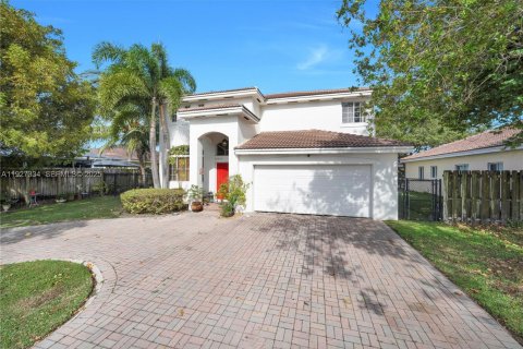 Купить виллу или дом в Майами, Флорида 4 спальни, 243.31м2, № 1989147 - фото 5