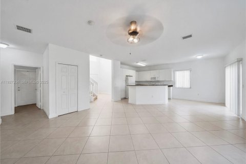 Купить виллу или дом в Майами, Флорида 4 спальни, 243.31м2, № 1989147 - фото 20