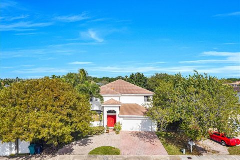 Купить виллу или дом в Майами, Флорида 4 спальни, 243.31м2, № 1989147 - фото 7