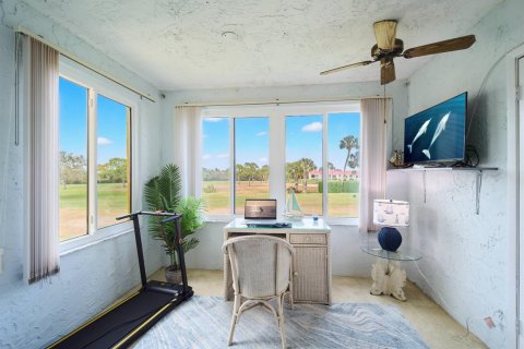 Condo in Stuart, Florida, 1 bedroom № 2260941 - photo 4