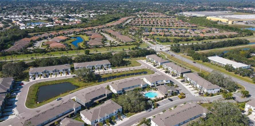 Townhouse in Sarasota, Florida 3 bedrooms, 160.16 sq.m. № 1835324
