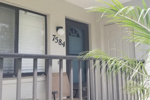 Copropriété à louer à Sarasota, Floride: 2 chambres, 91.32 m2 № 1261692 - photo 4
