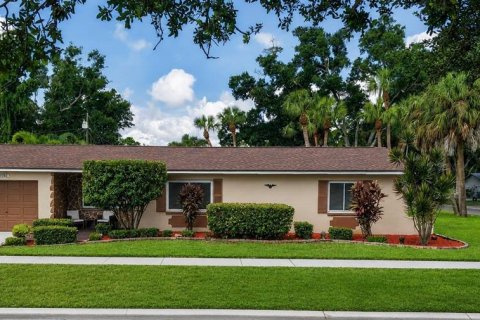 Villa ou maison à Saint Petersburg, Floride 3 chambres, 130.71 m2 № 2348005