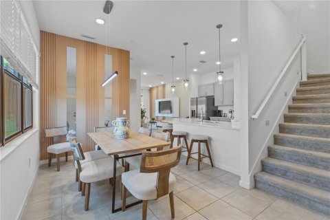 Touwnhouse à vendre à Orlando, Floride: 5 chambres, 180.88 m2 № 1901954 - photo 5
