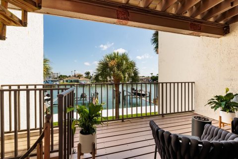 Adosado en venta en Clearwater, Florida, 3 dormitorios, 179.3 m2 № 1767666 - foto 8