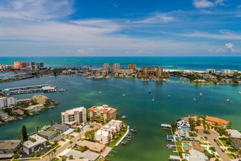 Adosado en venta en Clearwater, Florida, 3 dormitorios, 179.3 m2 № 1767666 - foto 4