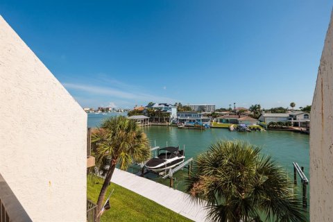 Adosado en venta en Clearwater, Florida, 3 dormitorios, 179.3 m2 № 1767666 - foto 23