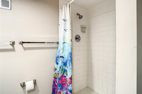 Condominio en alquiler en Saint Petersburg, Florida, 2 dormitorios, 96.62 m2 № 2277178 - foto 16