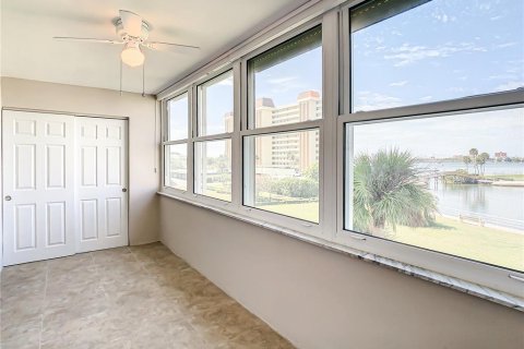 Condominio en alquiler en Saint Petersburg, Florida, 2 dormitorios, 96.62 m2 № 2277178 - foto 20