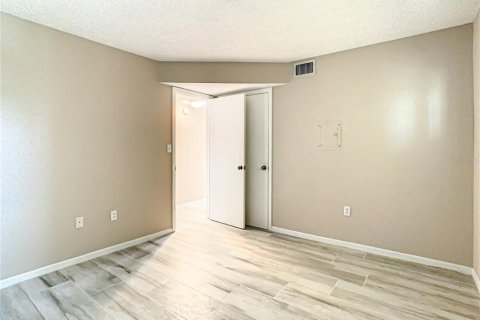 Condominio en alquiler en Saint Petersburg, Florida, 2 dormitorios, 96.62 m2 № 2277178 - foto 27