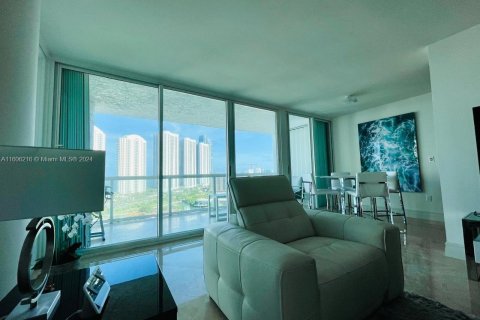 Condo in Sunny Isles Beach, Florida, 2 bedrooms  № 1891367 - photo 30