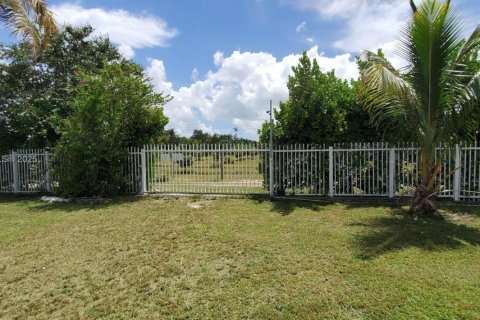 Casa en venta en Miami, Florida, 3 dormitorios, 132.85 m2 № 1485303 - foto 13