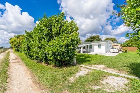 Casa en venta en Miami, Florida, 3 dormitorios, 132.85 m2 № 1485303 - foto 10