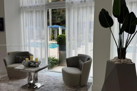 Condo in Aventura, Florida, 2 bedrooms  № 1983874 - photo 6