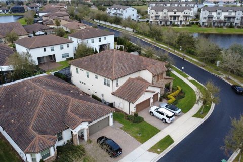Casa en venta en Orlando, Florida, 7 dormitorios, 422.15 m2 № 1553566 - foto 2
