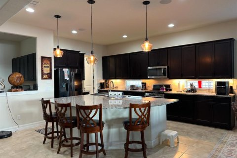 Casa en venta en Orlando, Florida, 7 dormitorios, 422.15 m2 № 1553566 - foto 13