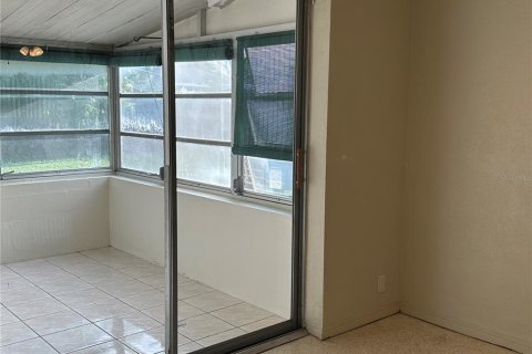 Villa ou maison à louer à Saint Petersburg, Floride: 2 chambres, 89.28 m2 № 1841647 - photo 7