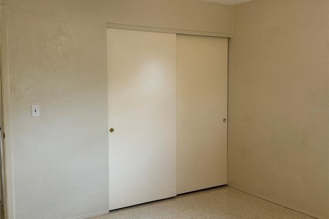 Villa ou maison à louer à Saint Petersburg, Floride: 2 chambres, 89.28 m2 № 1841647 - photo 9