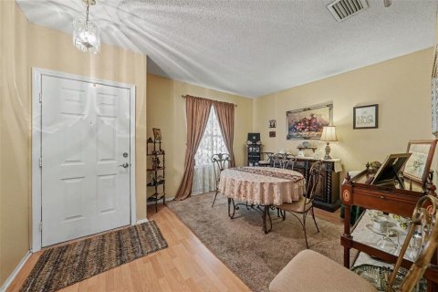 Touwnhouse à vendre à Tampa, Floride: 3 chambres, 155.7 m2 № 2321047 - photo 8