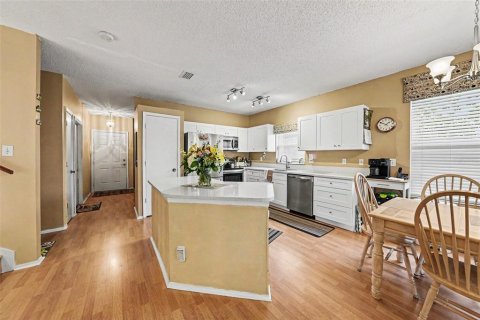 Touwnhouse à vendre à Tampa, Floride: 3 chambres, 155.7 m2 № 2321047 - photo 14
