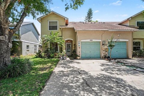 Touwnhouse à vendre à Tampa, Floride: 3 chambres, 155.7 m2 № 2321047 - photo 2