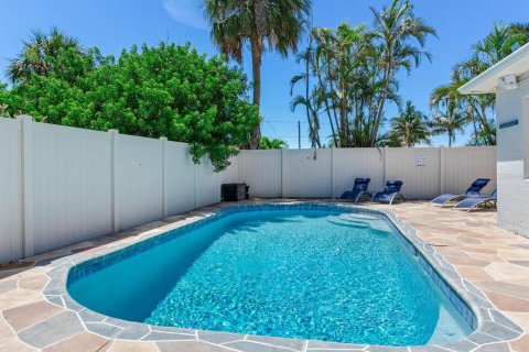 Villa ou maison à louer à Madeira Beach, Floride: 3 chambres, 95.88 m2 № 2235318 - photo 30
