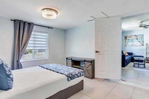 Villa ou maison à louer à Madeira Beach, Floride: 3 chambres, 95.88 m2 № 2235318 - photo 16