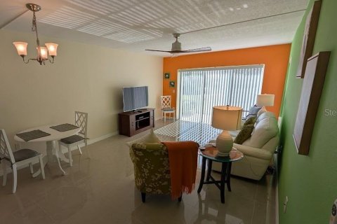 Снять в аренду кондоминиум в Лонгбоут-Ки, Флорида 3 комнаты, 64.85м2, № 1724304 - фото 5
