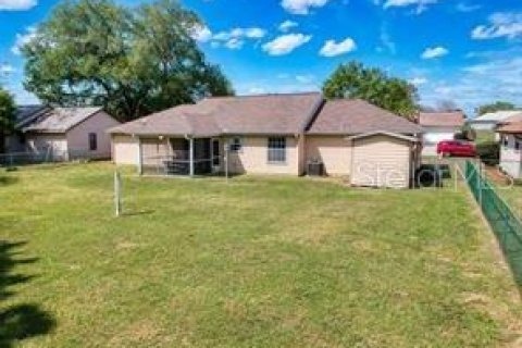 Villa ou maison à vendre à Ocala, Floride: 2 chambres, 113.71 m2 № 2149143 - photo 28