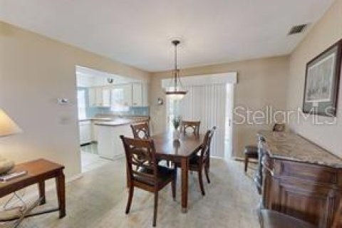 Villa ou maison à vendre à Ocala, Floride: 2 chambres, 113.71 m2 № 2149143 - photo 9