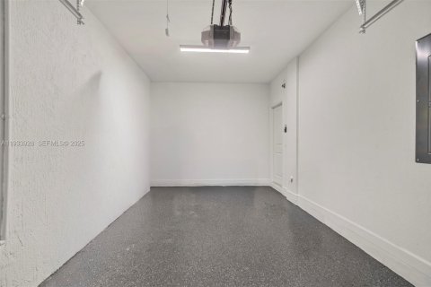 Adosado en venta en Coral Springs, Florida, 4 dormitorios, 172.15 m2 № 1992203 - foto 9