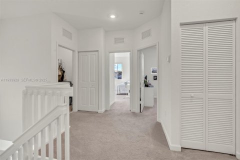 Adosado en venta en Coral Springs, Florida, 4 dormitorios, 172.15 m2 № 1992203 - foto 26