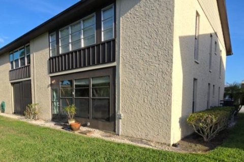 Copropriété à vendre à New Port Richey, Floride: 2 chambres, 82.78 m2 № 2156184 - photo 13