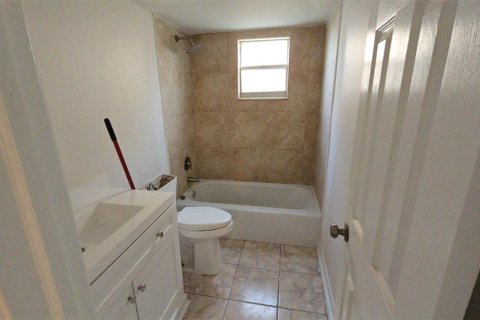 Copropriété à vendre à New Port Richey, Floride: 2 chambres, 82.78 m2 № 2156184 - photo 5