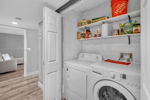 Copropriété à vendre à Fort Lauderdale, Floride: 2 chambres, 125.42 m2 № 2189490 - photo 20