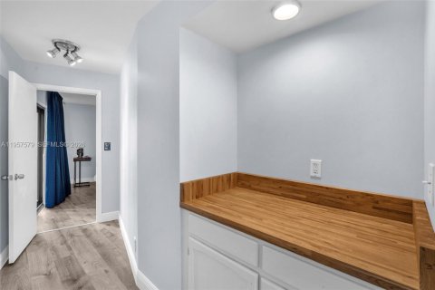 Copropriété à vendre à Fort Lauderdale, Floride: 2 chambres, 125.42 m2 № 2189490 - photo 21