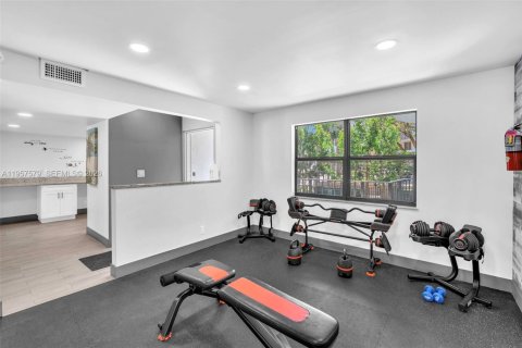 Copropriété à vendre à Fort Lauderdale, Floride: 2 chambres, 125.42 m2 № 2189490 - photo 29