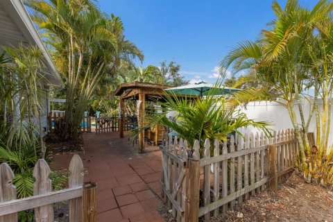 House in Bradenton, Florida 3 bedrooms, 142.33 sq.m. № 1798076 - photo 21